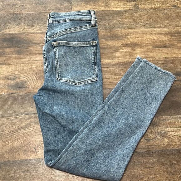 We The Free jeans size 28 - Picture 1 of 8